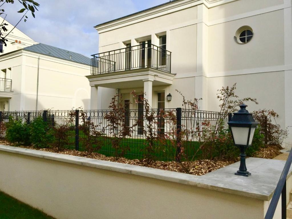 Fantasy By Dream Apartments Серрі Екстер'єр фото